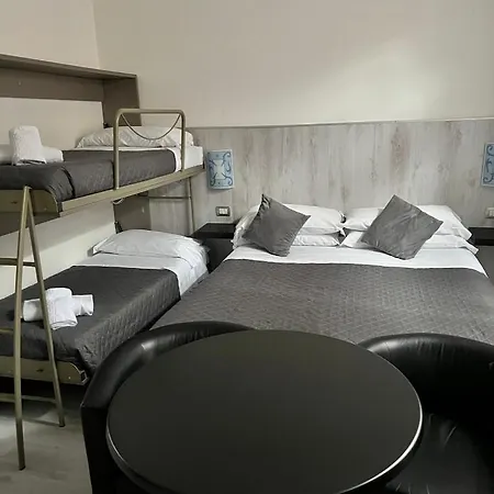 Hotel Canarino